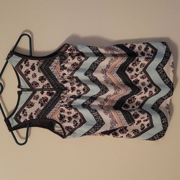 Vanity tank top - Picture 3 of 4